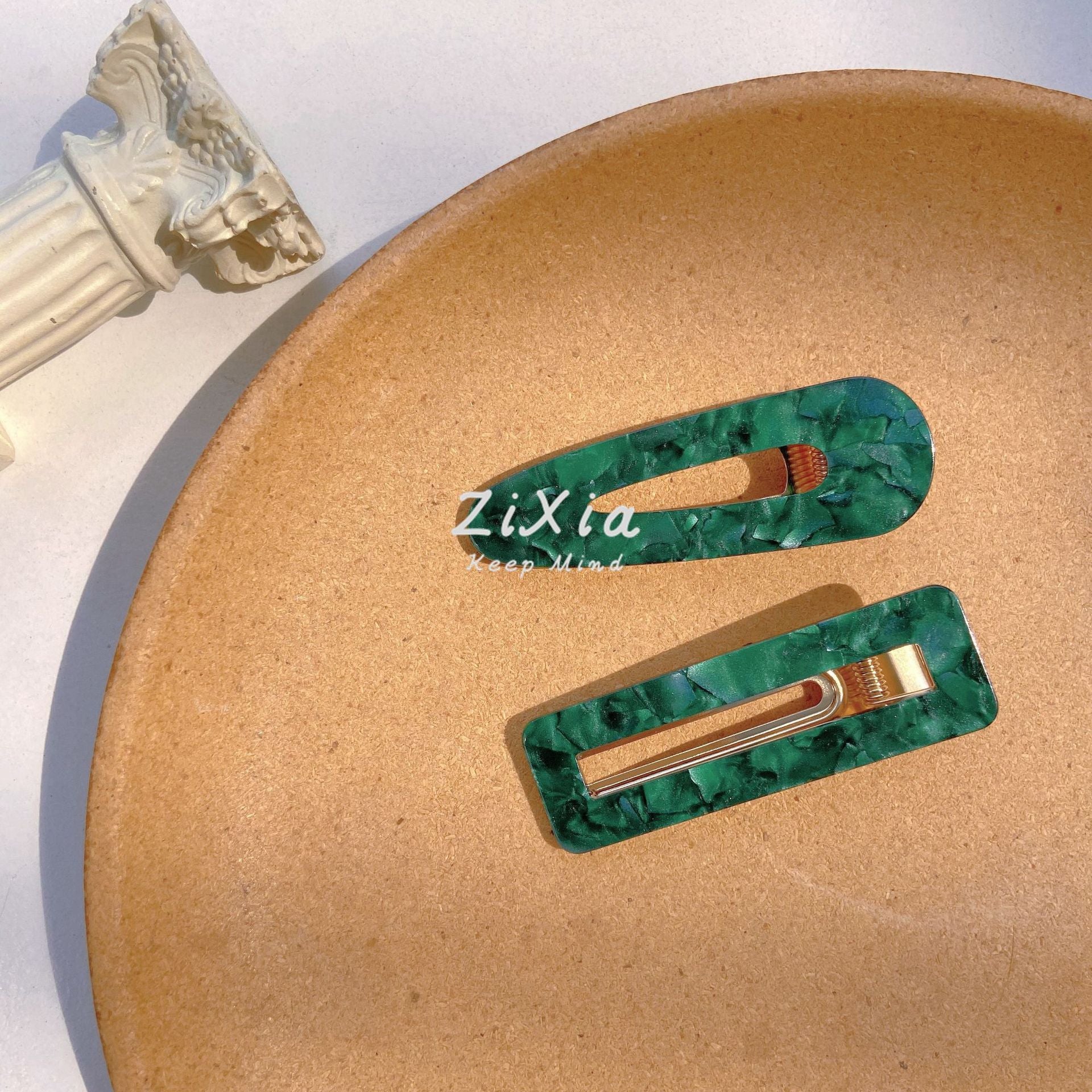 Wholesale acrylic hairpin onion pink starry sky girl side clip acetate geometric hollow duckbill clip